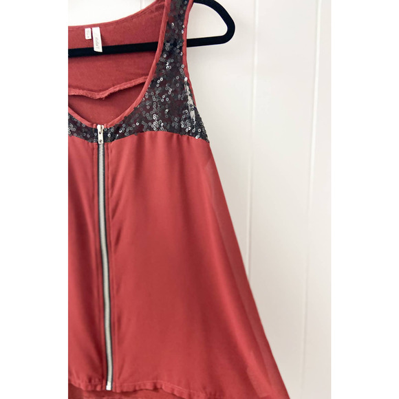 Studio Y sequins tank top - Picture 3 of 5